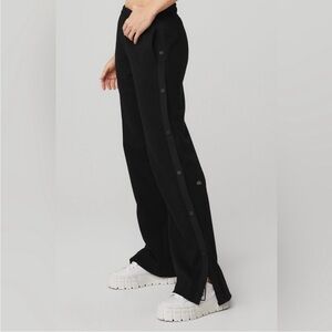 ALO TEARAWAY PANTS